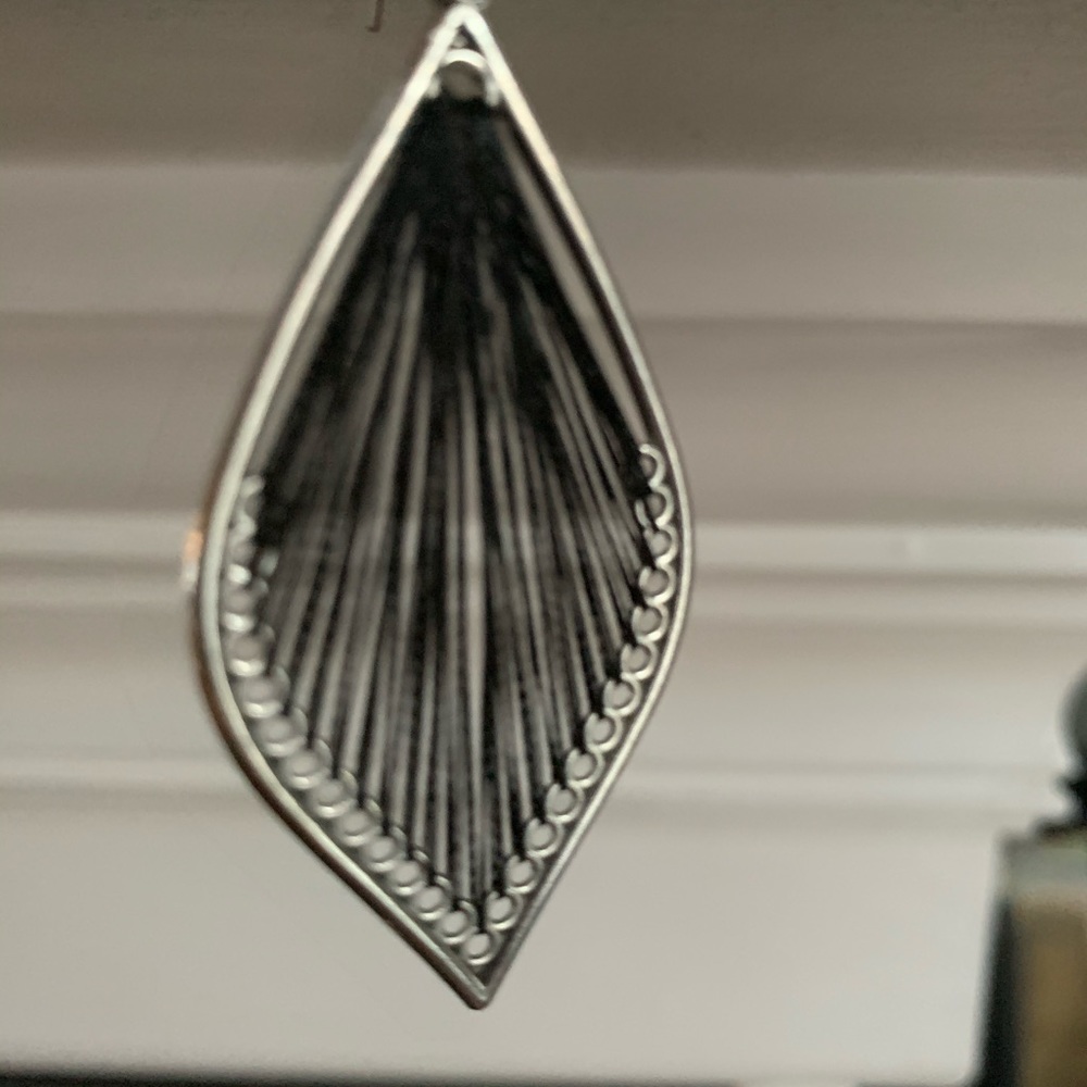 Teardrop earrings